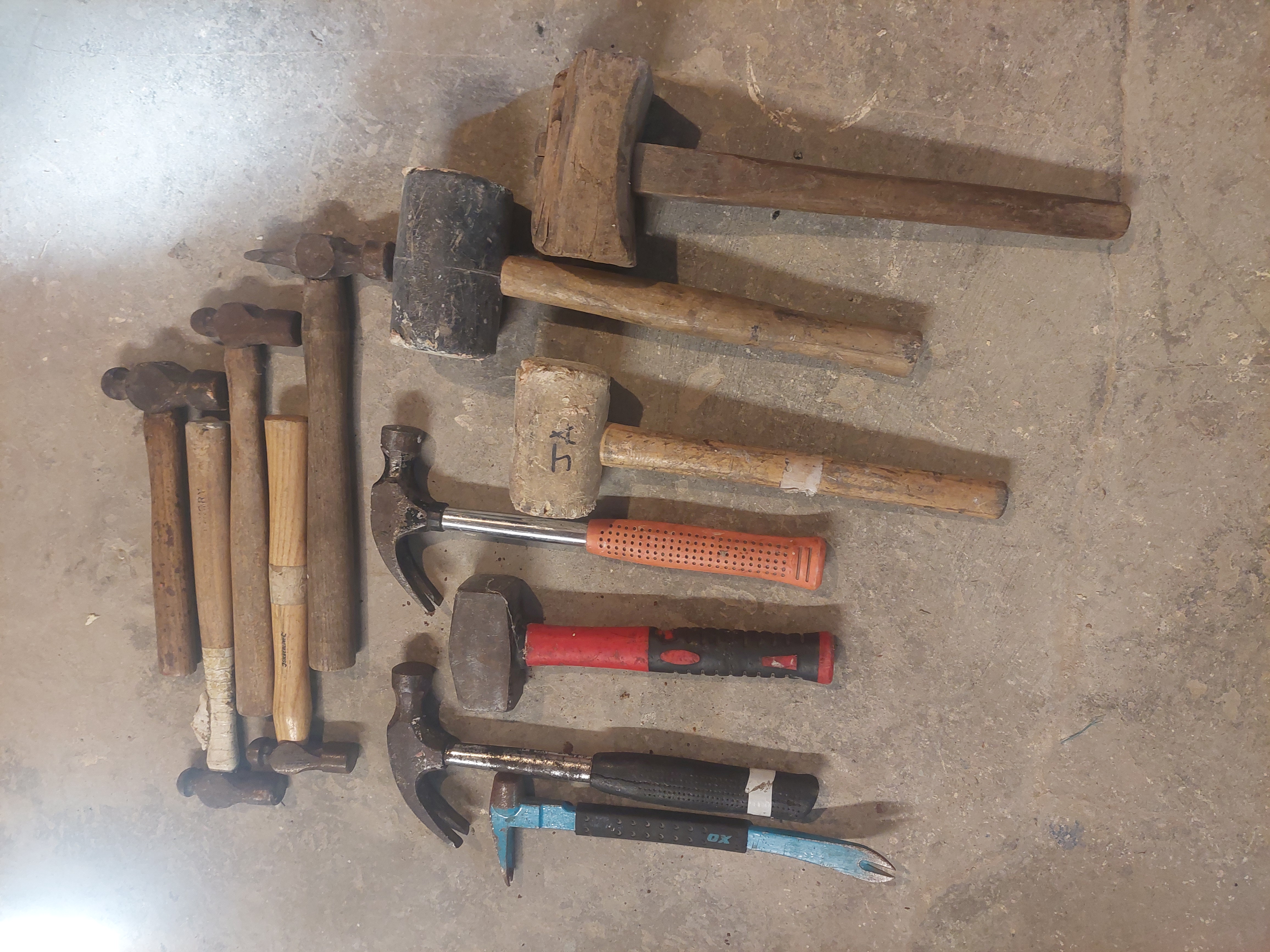 Hammer, cats paw, rubber mallet, lump hammer collection