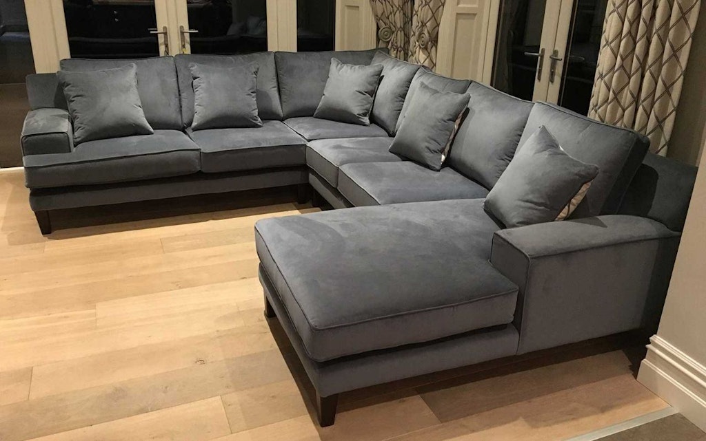Couch For Sale For £130 photo 2