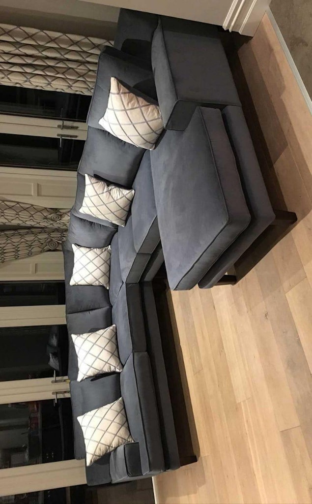 Couch For Sale For £130 photo 3