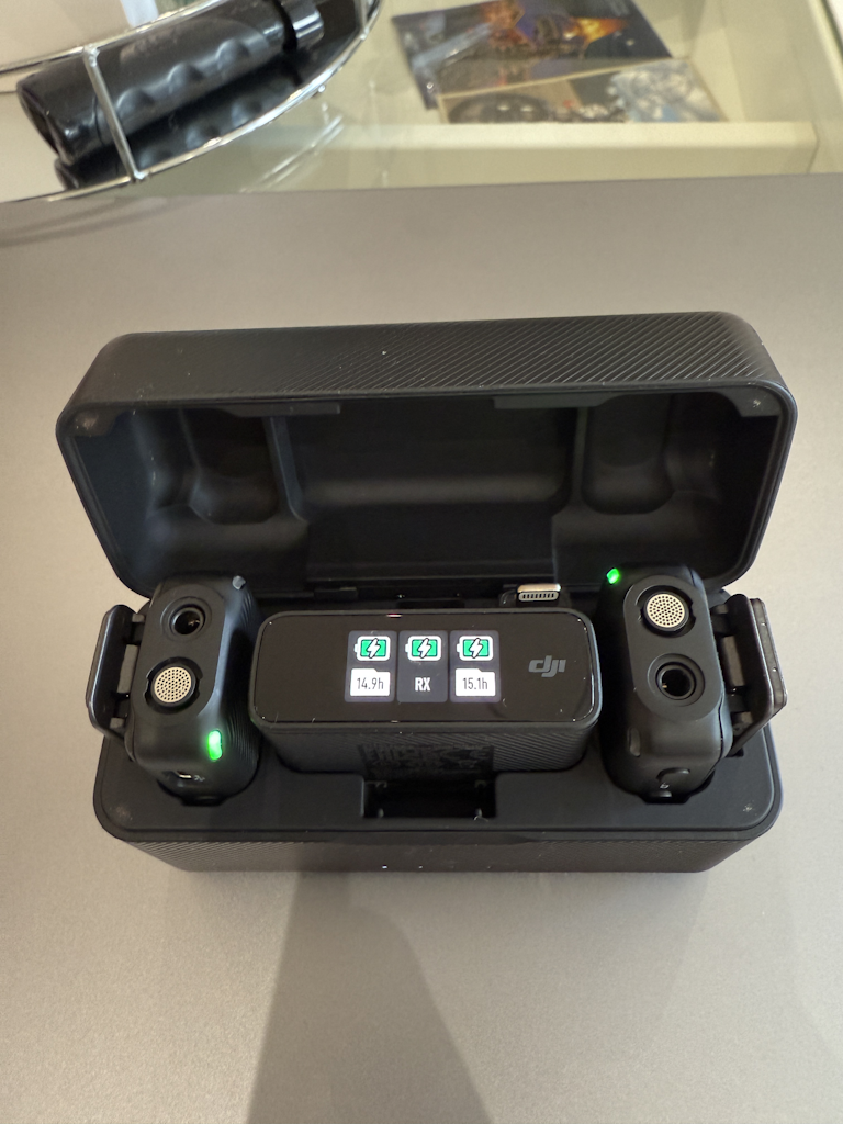 DJI wireless mic speaker