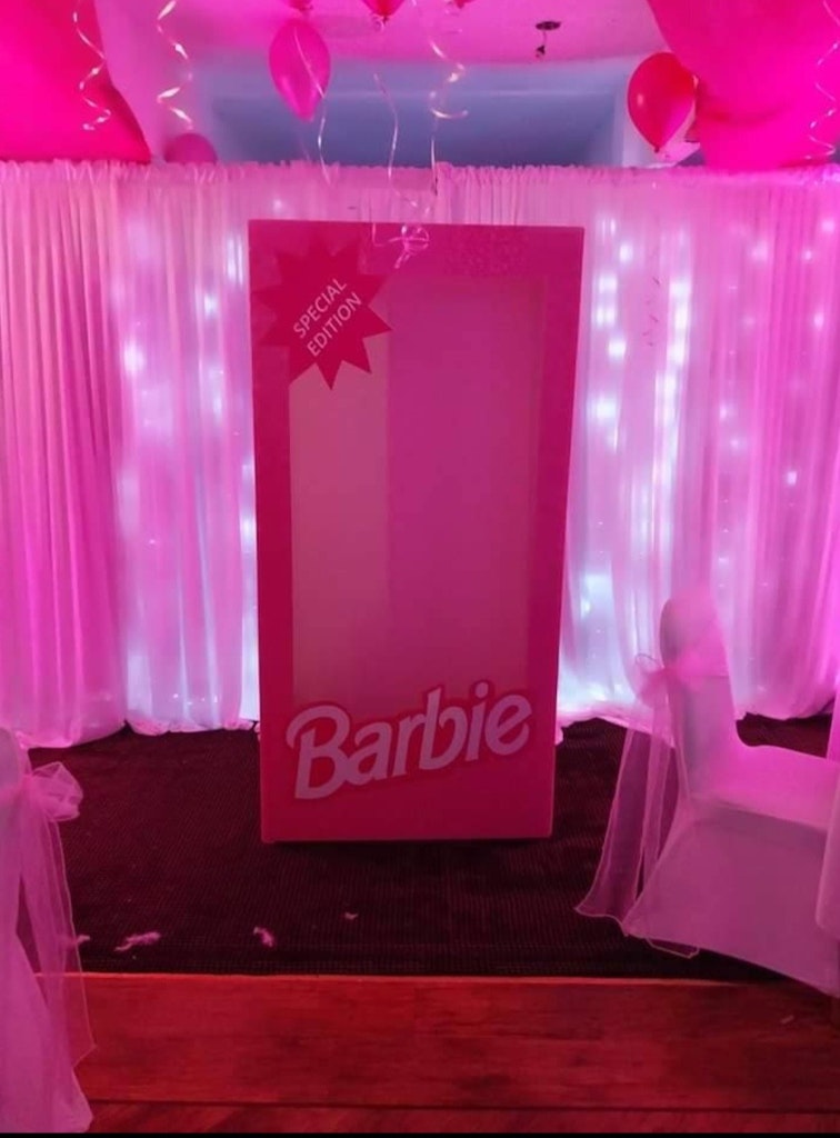 6ft Barbie Box