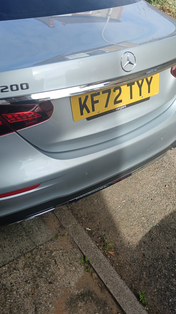 Mercedes E Class 2022 saloon photo 2