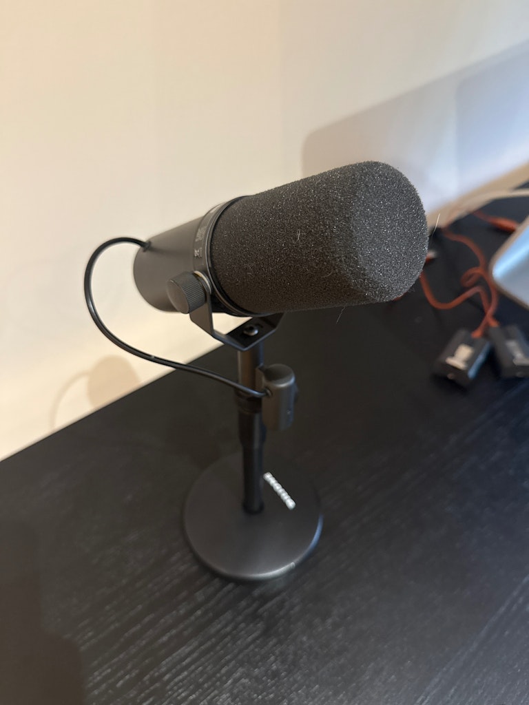 Shure microphone photo 2